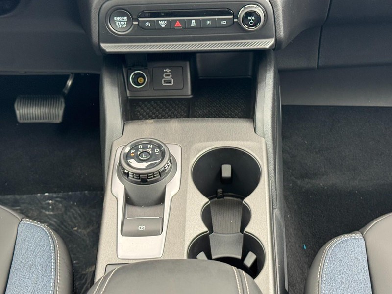 Ford Bronco Sport Vehicle Full-screen Gallery Image 9