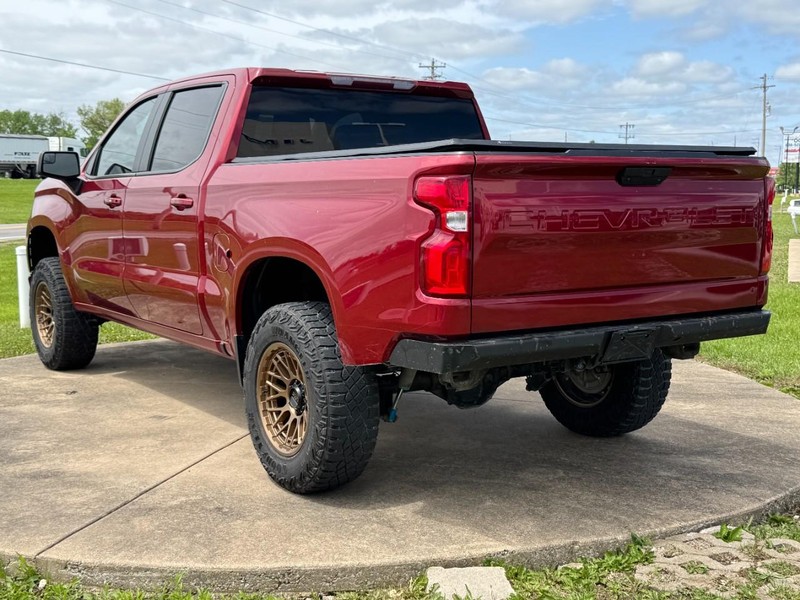 Chevrolet Silverado 1500 Vehicle Full-screen Gallery Image 6