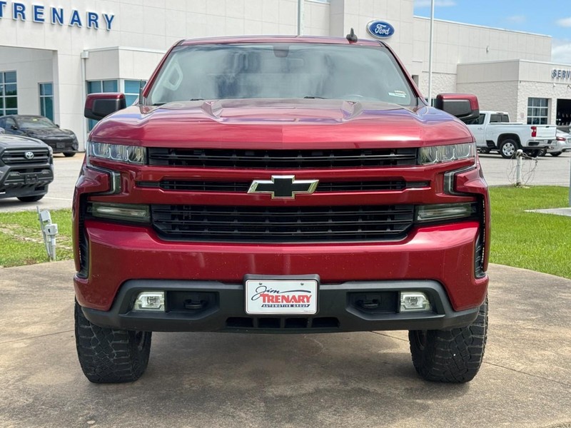 Chevrolet Silverado 1500 Vehicle Full-screen Gallery Image 9