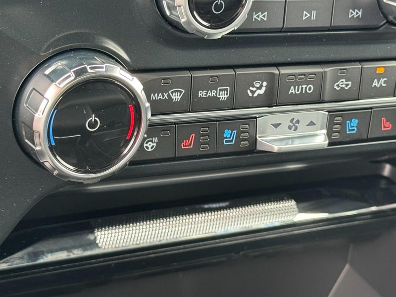 Ford F-150 Vehicle Image 14