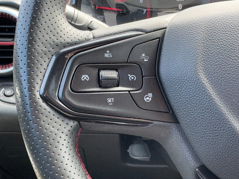 Chevrolet Trax Vehicle Full-screen Gallery Image 11