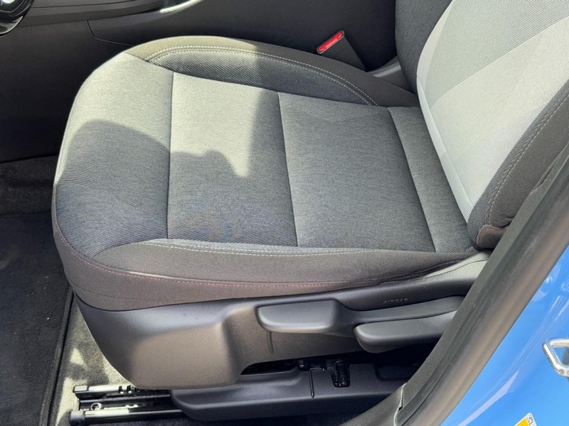 Chevrolet Trax Vehicle Full-screen Gallery Image 17