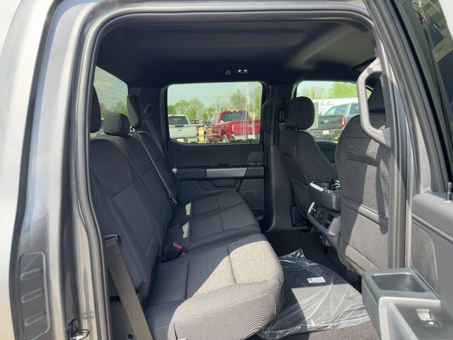 Ford F-150 Vehicle Full-screen Gallery Image 5