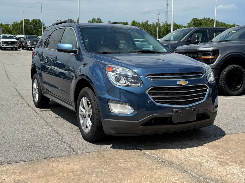 Chevrolet Equinox Vehicle Full-screen Gallery Image 2
