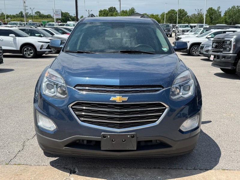 Chevrolet Equinox Vehicle Full-screen Gallery Image 9