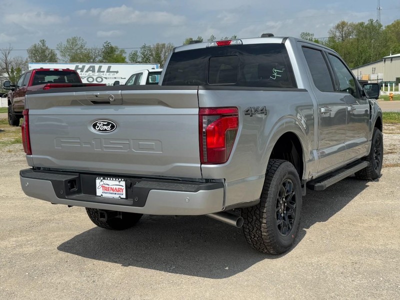 Ford F-150 Vehicle Full-screen Gallery Image 3
