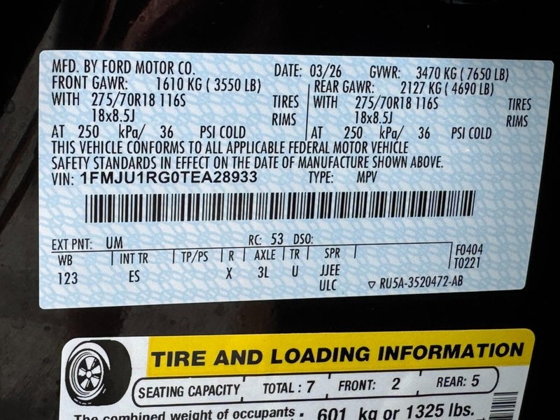 Ford Expedition Vehicle Full-screen Gallery Image 17