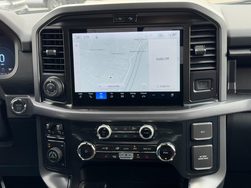 Ford F-150 Vehicle Full-screen Gallery Image 8