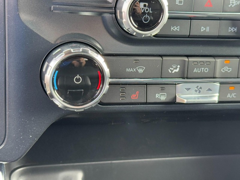 Ford F-150 Vehicle Image 12