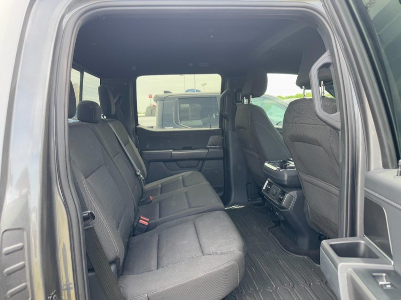 Ford F-150 Vehicle Image 10