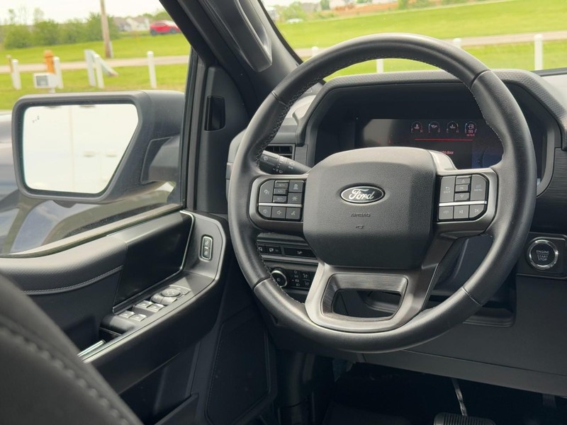 Ford F-150 Vehicle Image 12