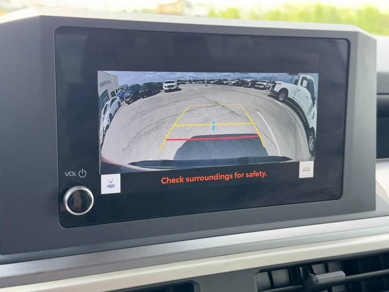 Toyota Tacoma 4WD Vehicle Image 21