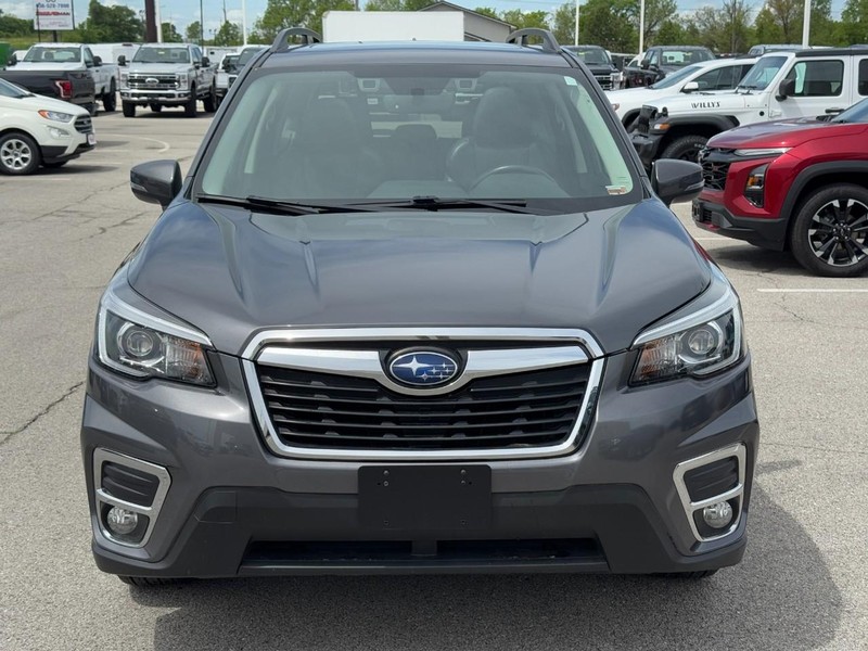 Subaru Forester Vehicle Full-screen Gallery Image 9