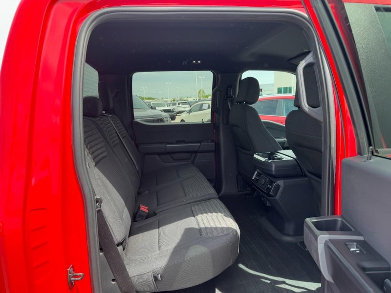Ford F-150 Vehicle Image 10