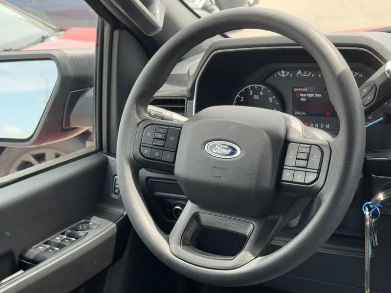 Ford F-150 Vehicle Image 12