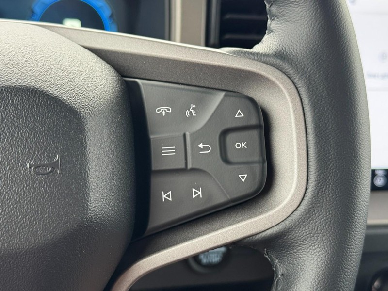Ford Bronco Vehicle Image 11