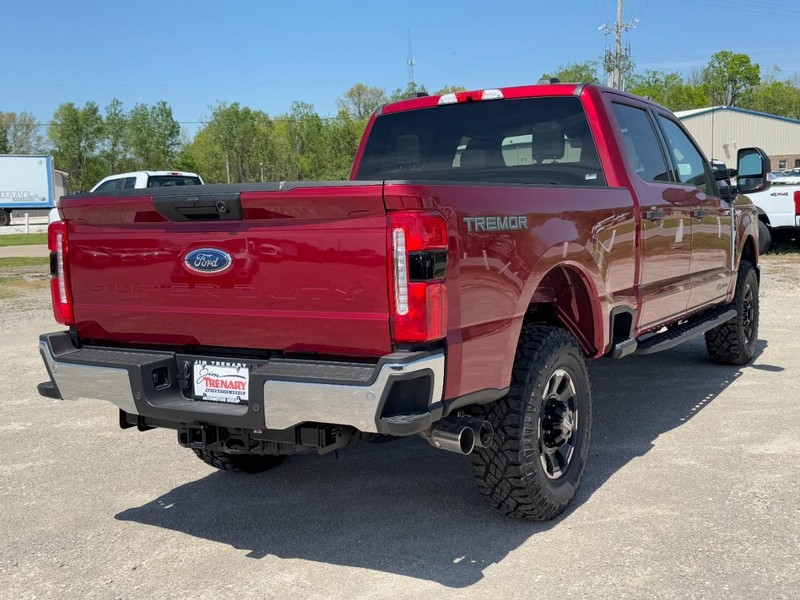 Ford Super Duty F-350 SRW Vehicle Image 03