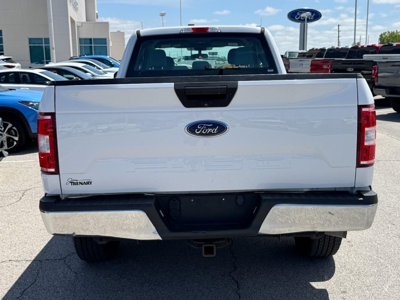 Ford F-150 Vehicle Full-screen Gallery Image 4