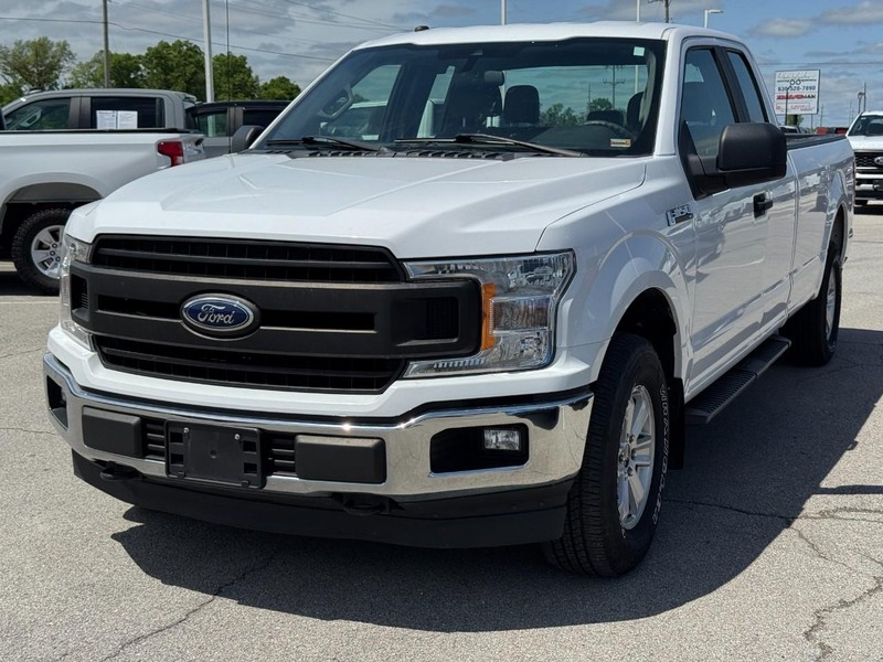 Ford F-150 Vehicle Full-screen Gallery Image 8