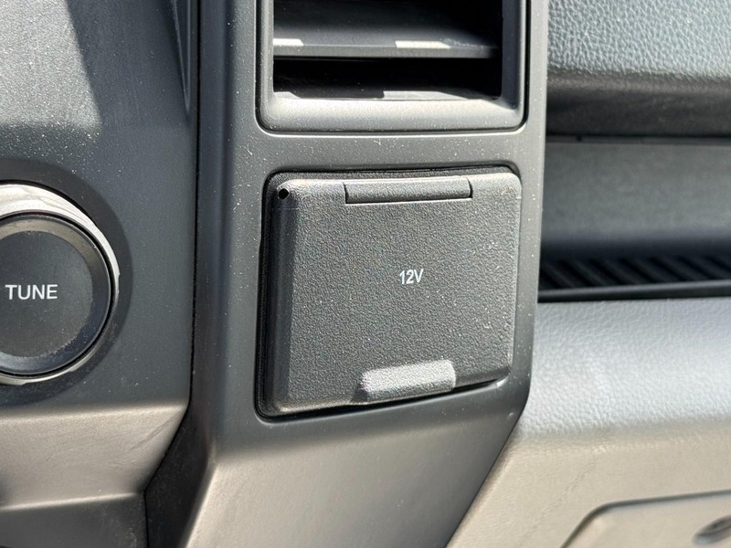 Ford F-150 Vehicle Full-screen Gallery Image 20