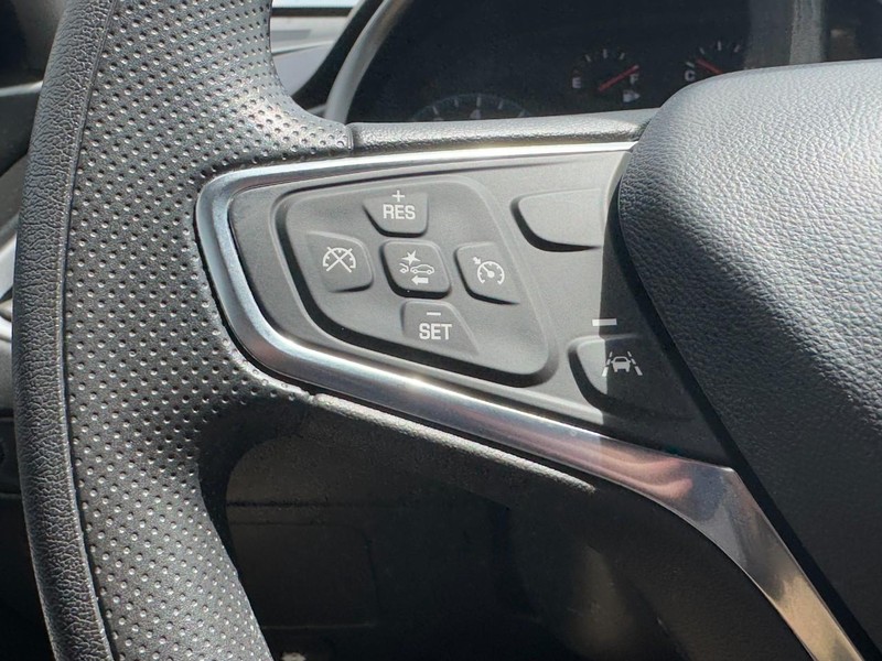 Chevrolet Malibu Vehicle Image 15