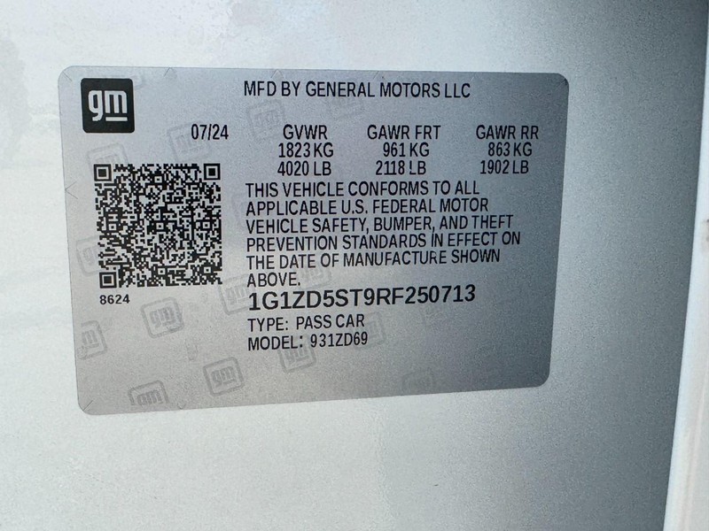 Chevrolet Malibu Vehicle Image 22