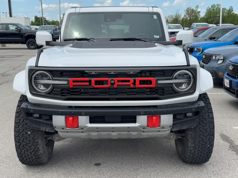Ford Bronco Vehicle Image 09