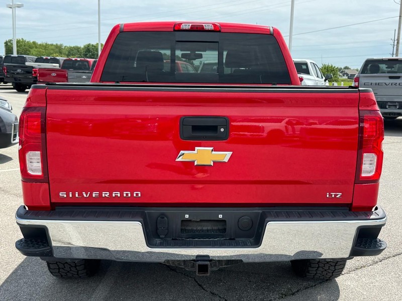 Chevrolet Silverado 1500 Vehicle Image 04