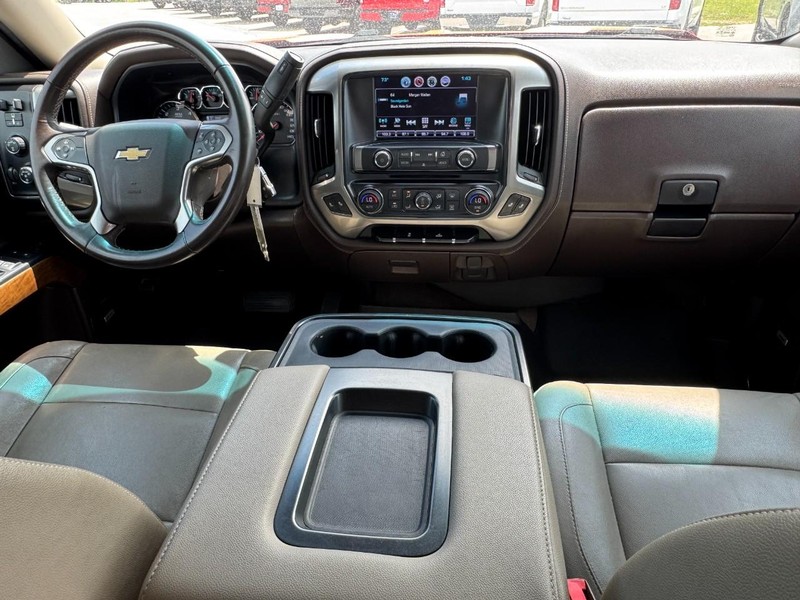 Chevrolet Silverado 1500 Vehicle Image 11