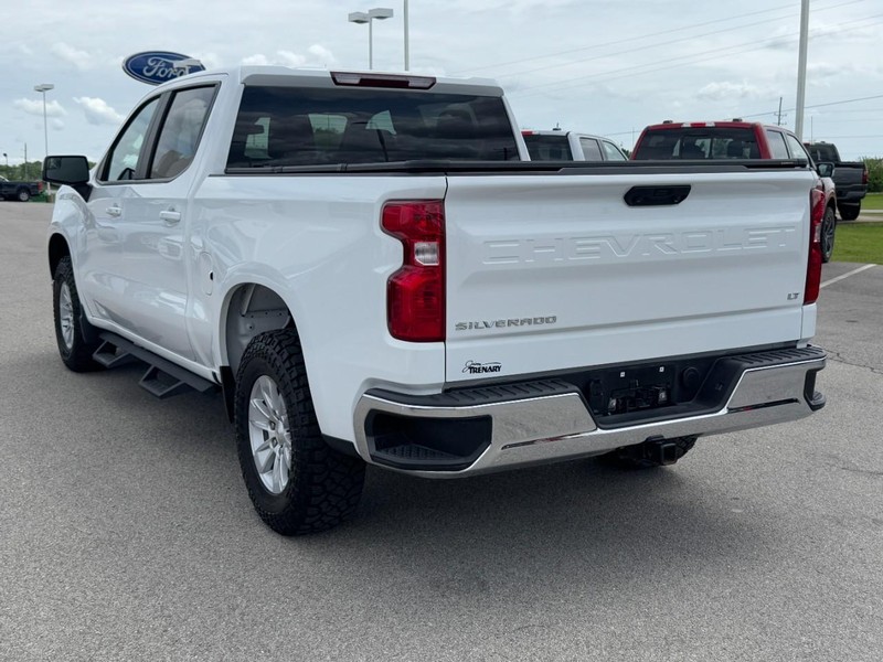 Chevrolet Silverado 1500 Vehicle Full-screen Gallery Image 06