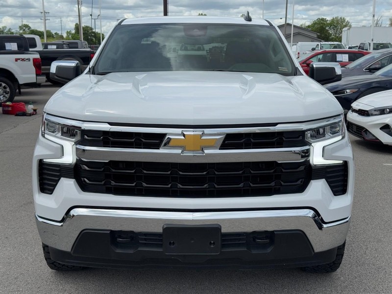 Chevrolet Silverado 1500 Vehicle Full-screen Gallery Image 09