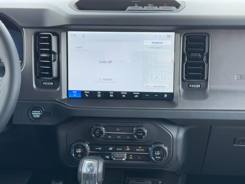 Ford Bronco Vehicle Image 08