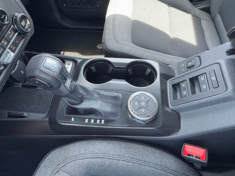 Ford Bronco Vehicle Image 13