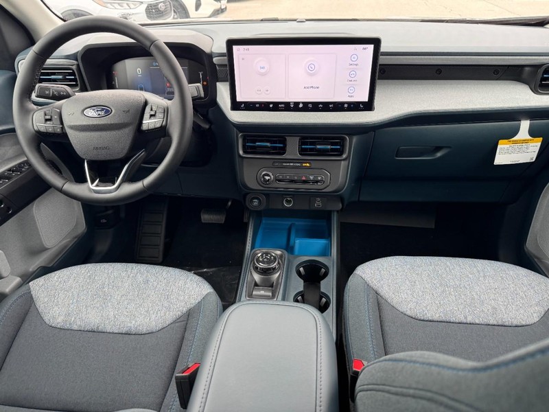 Ford Maverick Vehicle Image 06