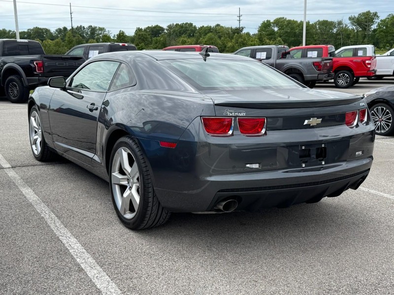 Chevrolet Camaro Vehicle Full-screen Gallery Image 6
