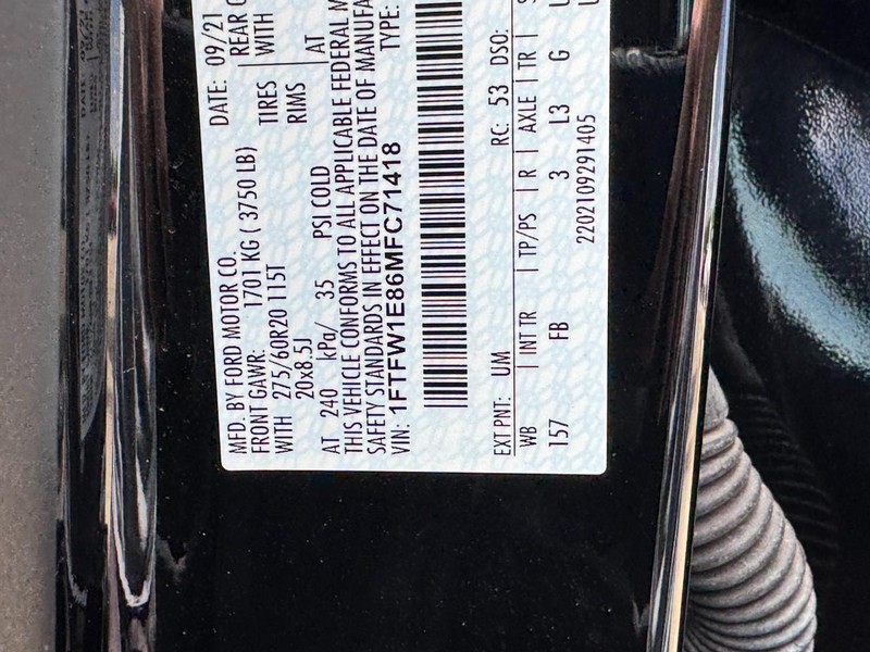 Ford F-150 Vehicle Full-screen Gallery Image 24