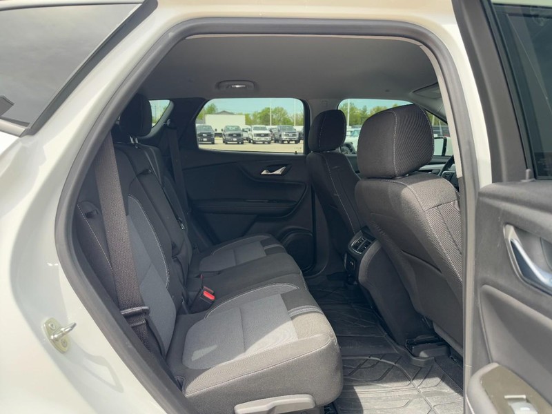 Chevrolet Blazer Vehicle Full-screen Gallery Image 10