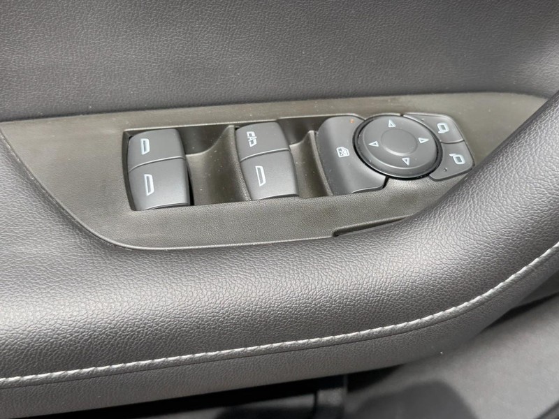 Chevrolet Blazer Vehicle Full-screen Gallery Image 20