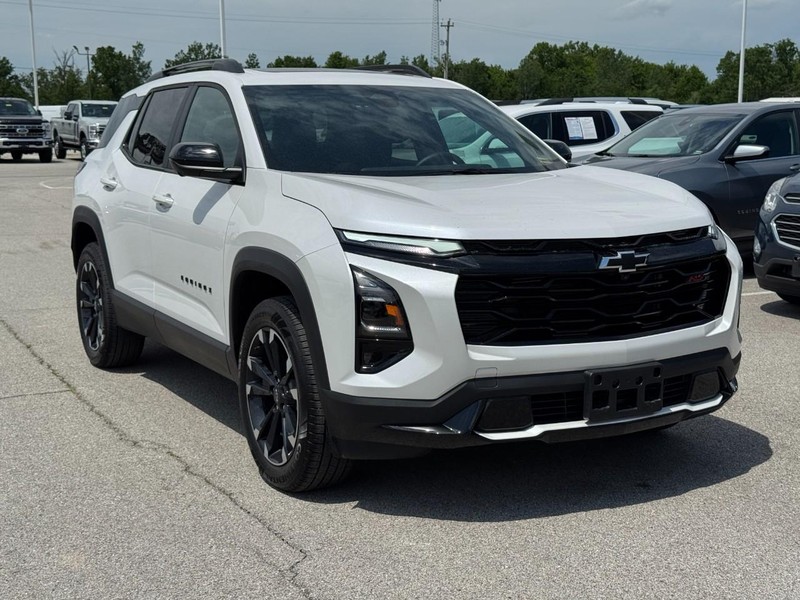 Chevrolet Equinox Vehicle Full-screen Gallery Image 2