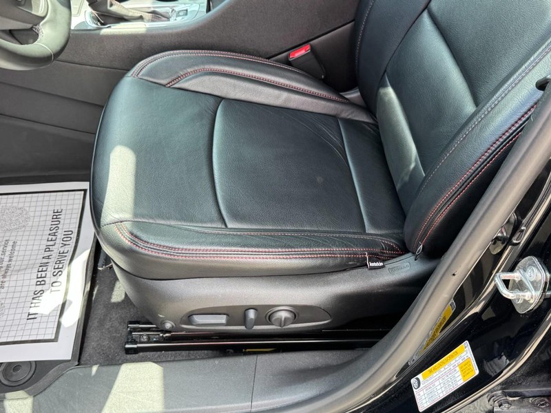 Chevrolet Malibu Vehicle Image 22