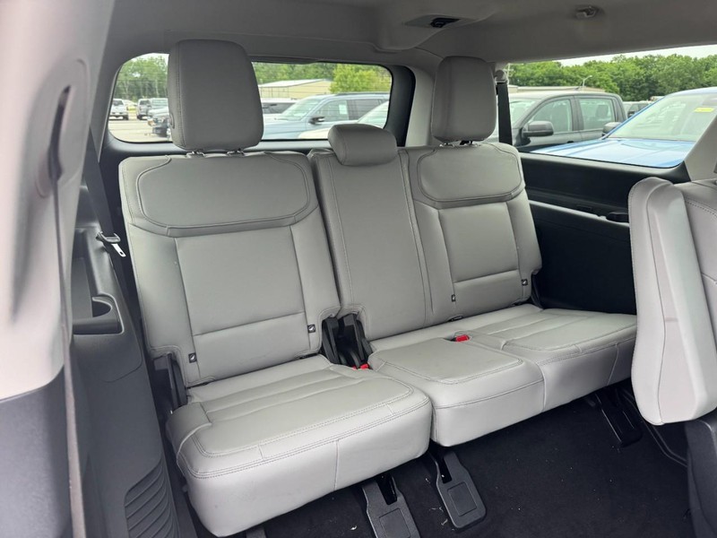 Ford Expedition Max Vehicle Image 06