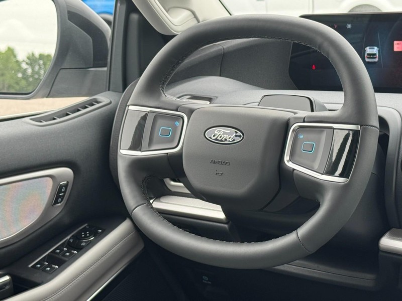 Ford Expedition Max Vehicle Image 08