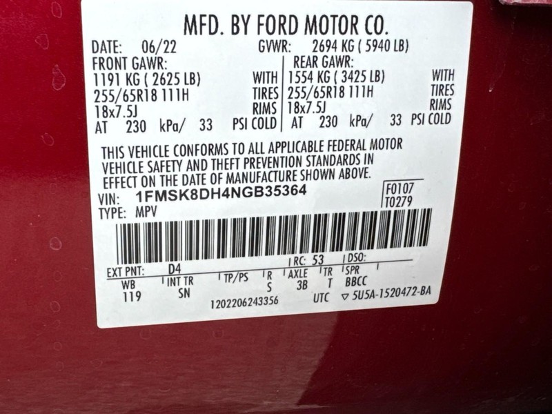 Ford Explorer Vehicle Full-screen Gallery Image 26