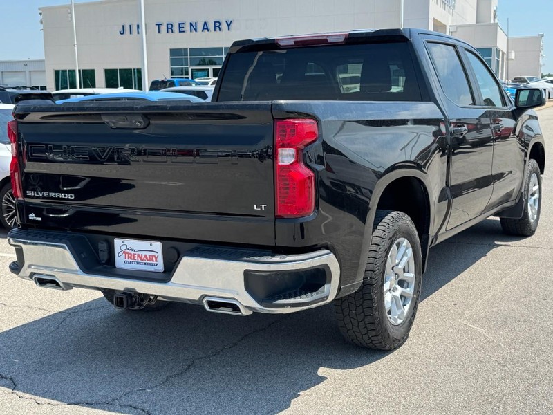 Chevrolet Silverado 1500 Vehicle Full-screen Gallery Image 03