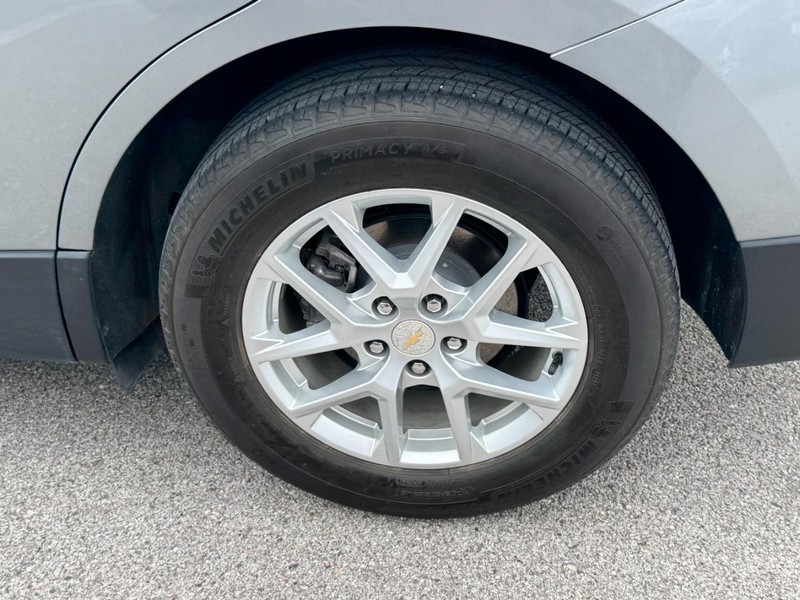 Chevrolet Equinox Vehicle Full-screen Gallery Image 07