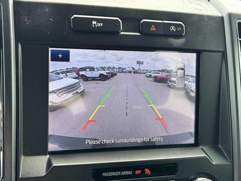 Ford F-150 Vehicle Full-screen Gallery Image 21