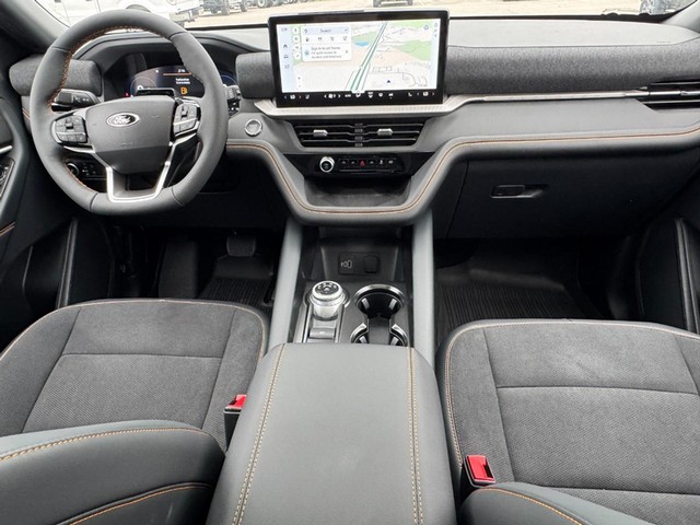 Ford Explorer Vehicle Image 07