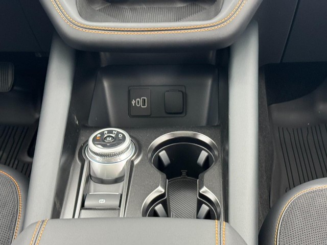 Ford Explorer Vehicle Image 10