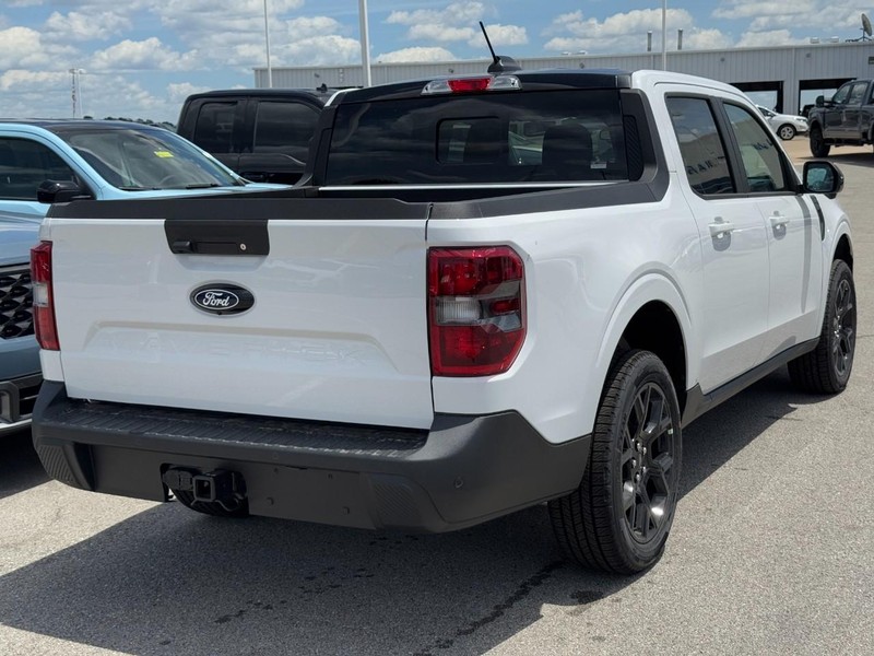 Ford Maverick Vehicle Image 03