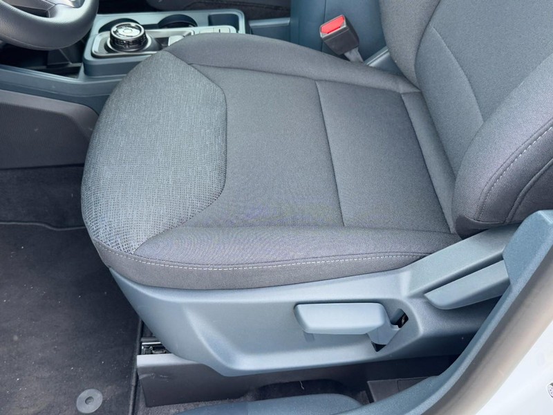 Ford Maverick Vehicle Full-screen Gallery Image 14